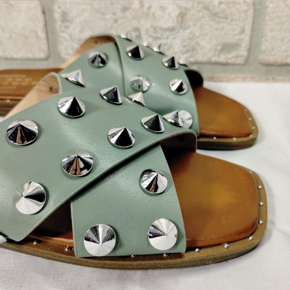 ShuShop Green and Silver Studded Spiked Sandals Sz 6.5 Poolside Glam Edgy Chic - Picture 3 of 9